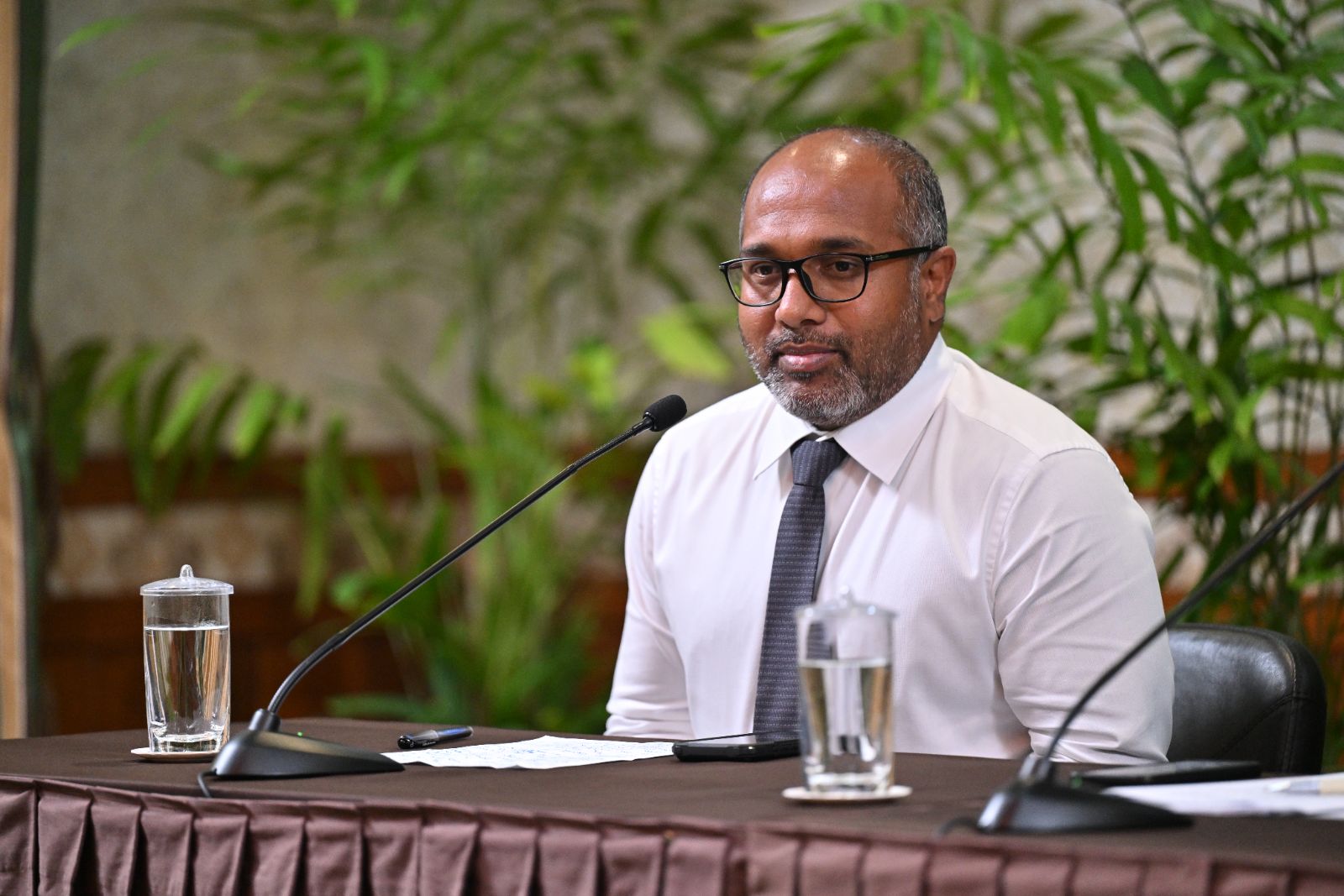 ދުންފަތުގެ އިސްތިއުމާލު ނުކުރާ ދުވަހާއި ގުޅިގެން ސަރުކާރުގެ ފަރާތުން ބޭއްވި ޕްރެސް ކޮންފަރެންސް