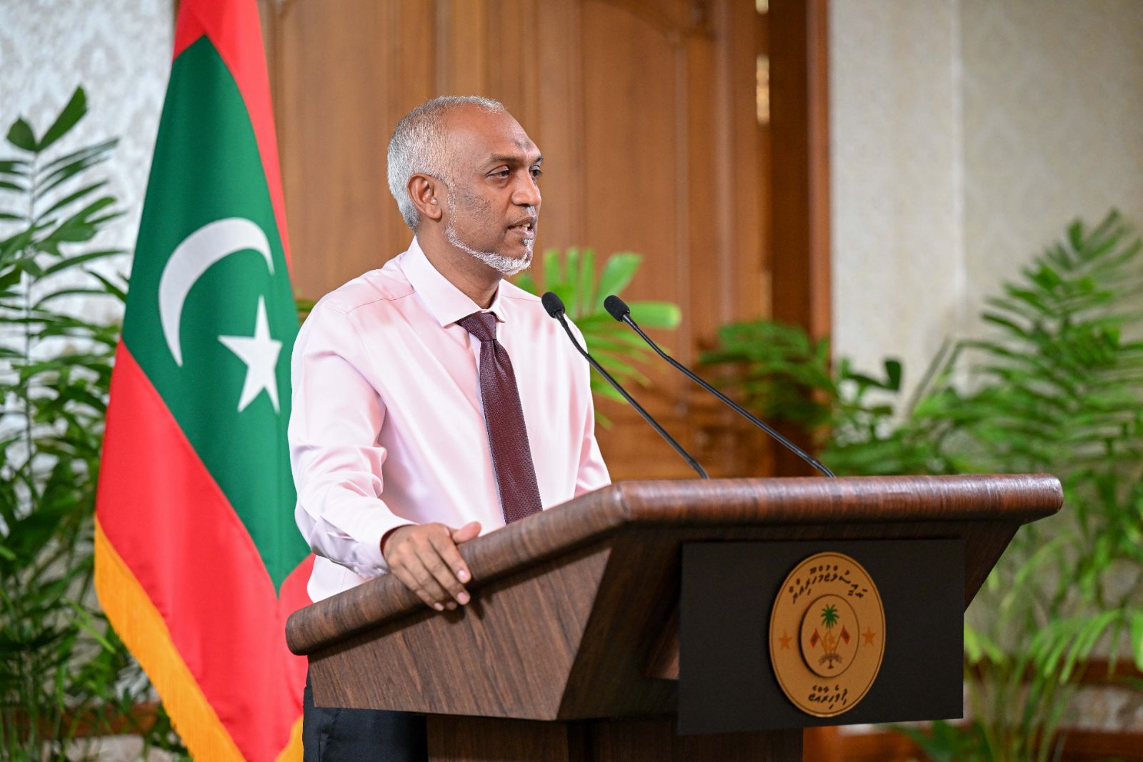 ރައީސުލްޖުމްހޫރިއްޔާ ނޫސްވެރިންނާ ބައްދަލުކުރެއްވުން - 01/06/26
